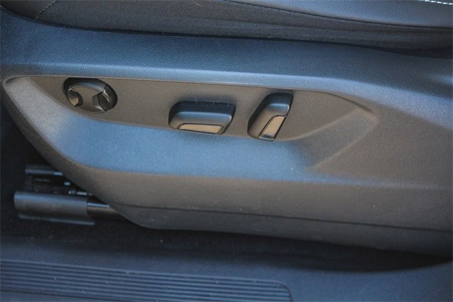 Used 2021 Volkswagen Tiguan SEL image 28