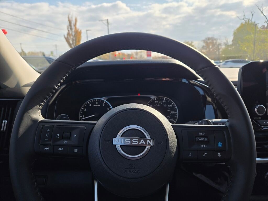 New 2025 Nissan Pathfinder SV w/ Cargo Package image 36