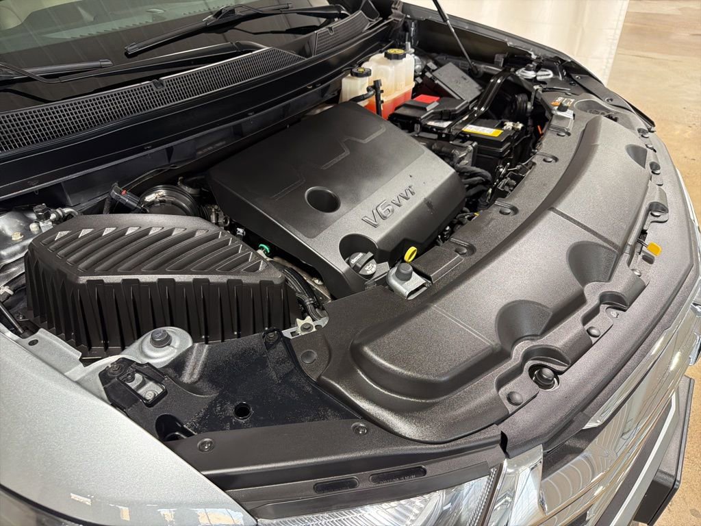 Certified 2023 Chevrolet Traverse LT w/ LPO, Floor Liner Package image 43