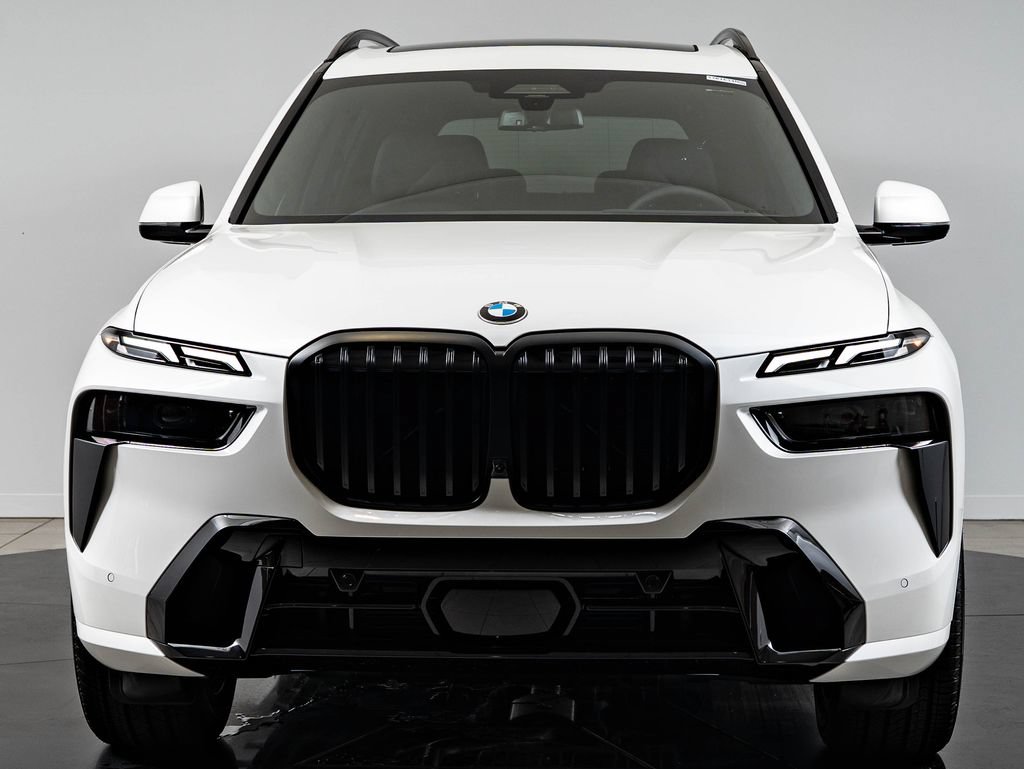 New 2027 BMW X7 xDrive40i w/ Executive Package AWD/4WD image 2