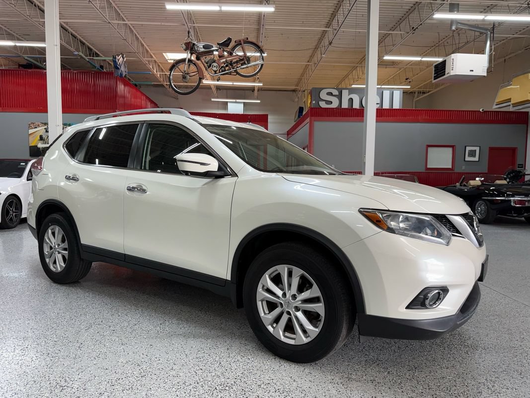 Used 2016 Nissan Rogue SV AWD/4WD image 7