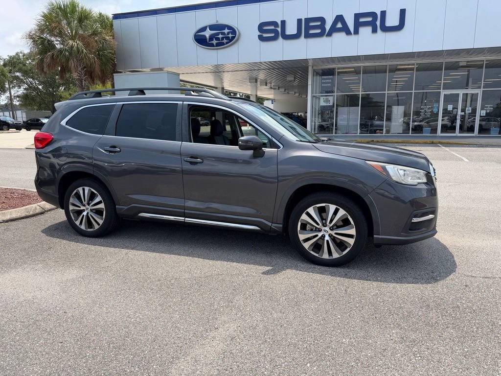 Used 2019 Subaru Ascent Limited w/ Popular Package #3 AWD/4WD image 1