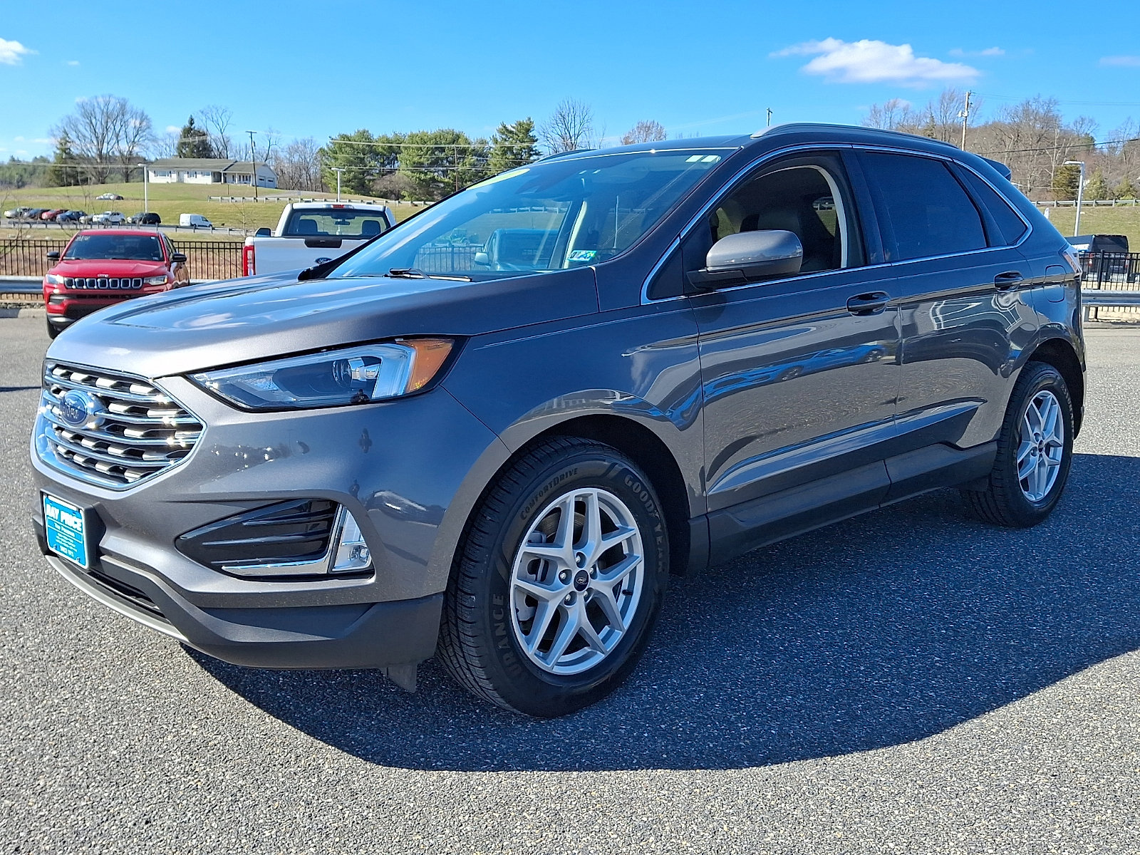 Certified 2022 Ford Edge SEL w/ Convenience Package AWD/4WD image 3