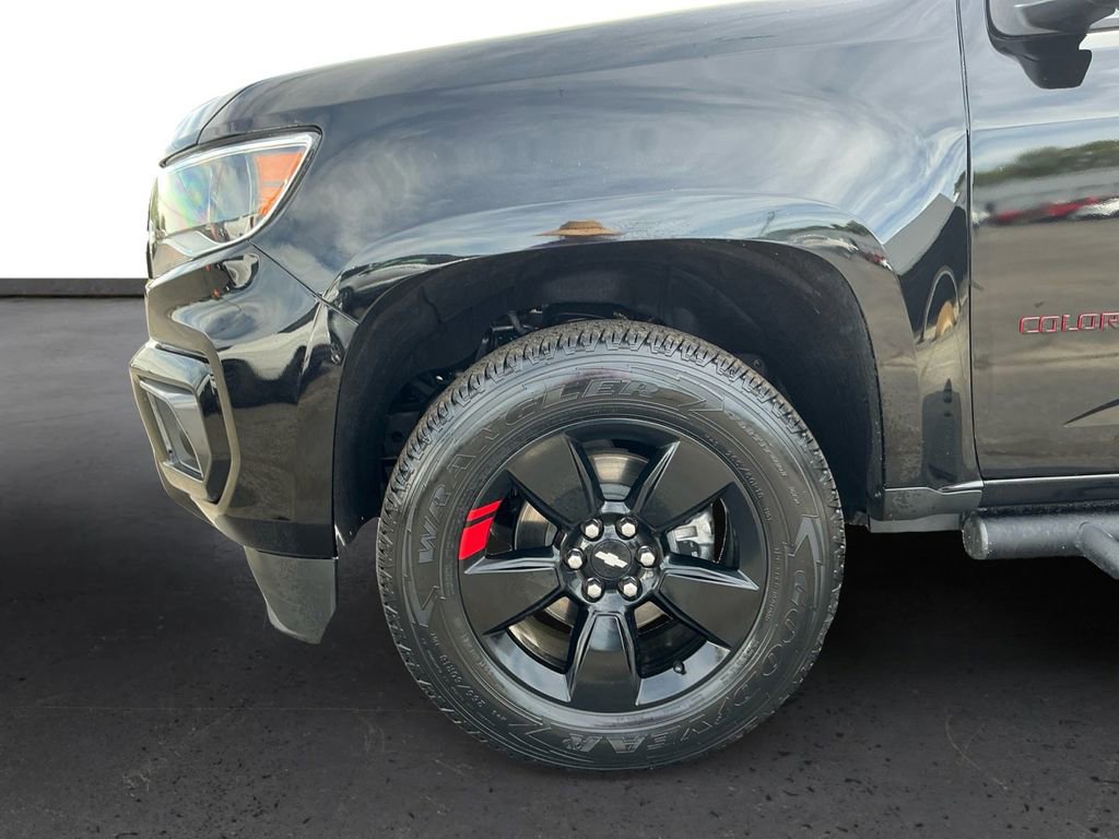 Used 2021 Chevrolet Colorado LT w/ Redline Special Edition RWD image 13