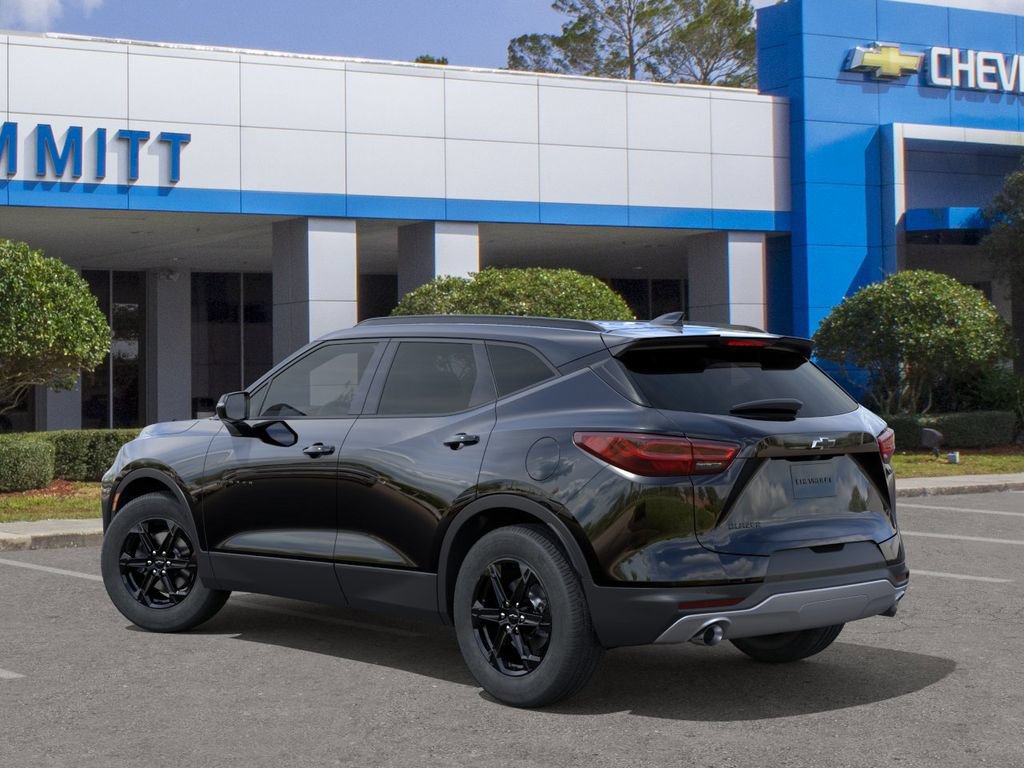 New 2026 Chevrolet Blazer LT w/ Midnight/Sport Edition FWD image 3