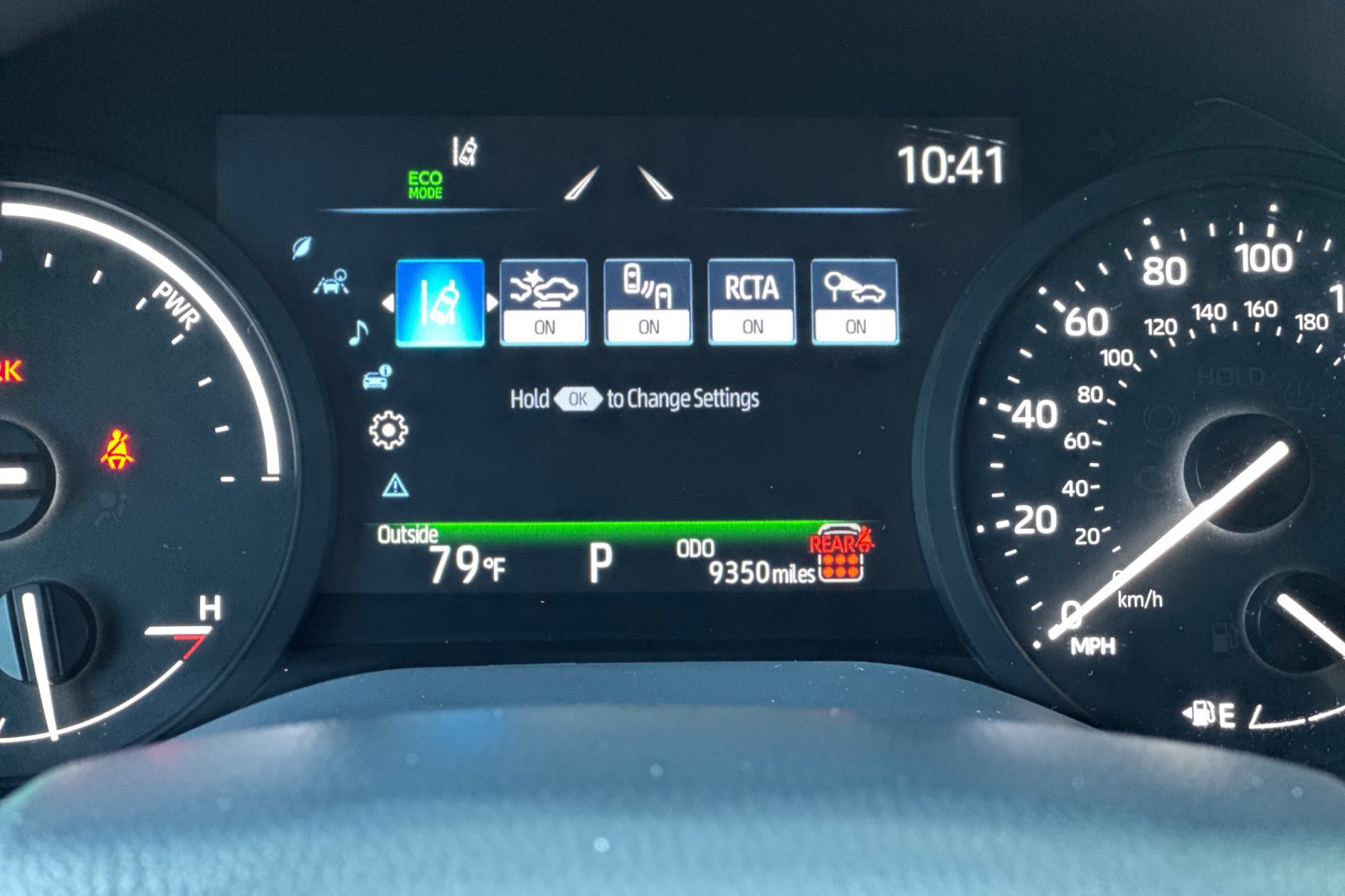 Used 2026 Toyota Sienna LE FWD image 30