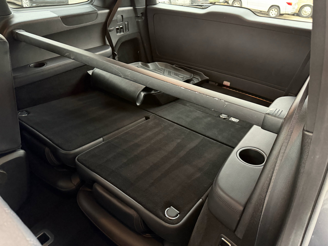 Used 2018 Mercedes-Benz GLS 450 4MATIC image 17