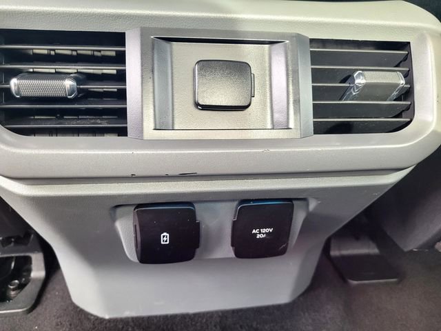 Certified 2024 Ford F150 XLT w/ Mobile Office Package image 13