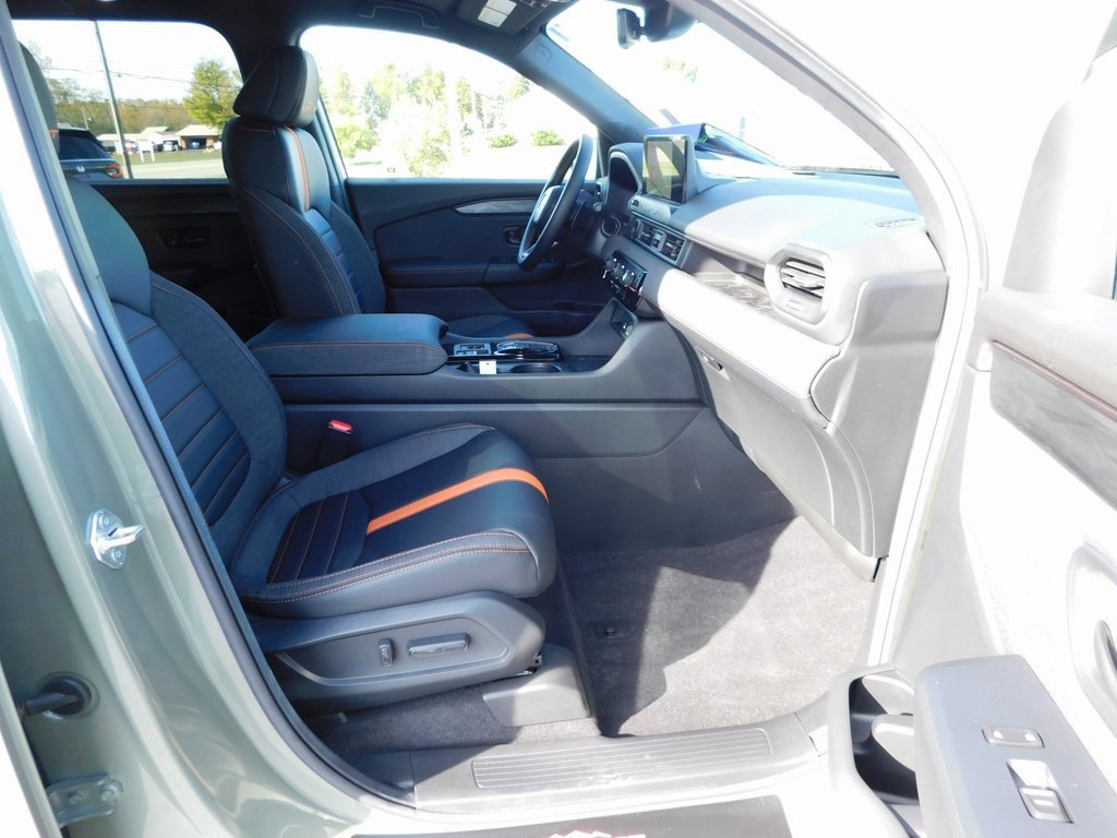 Used 2026 Honda Passport TrailSport image 18