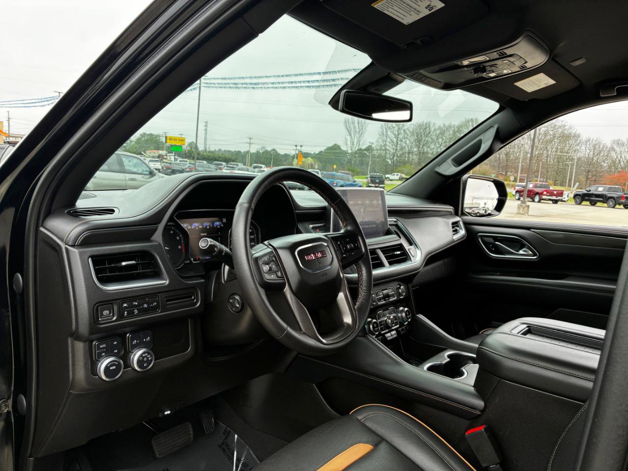 Used 2021 GMC Yukon XL AT4 image 14