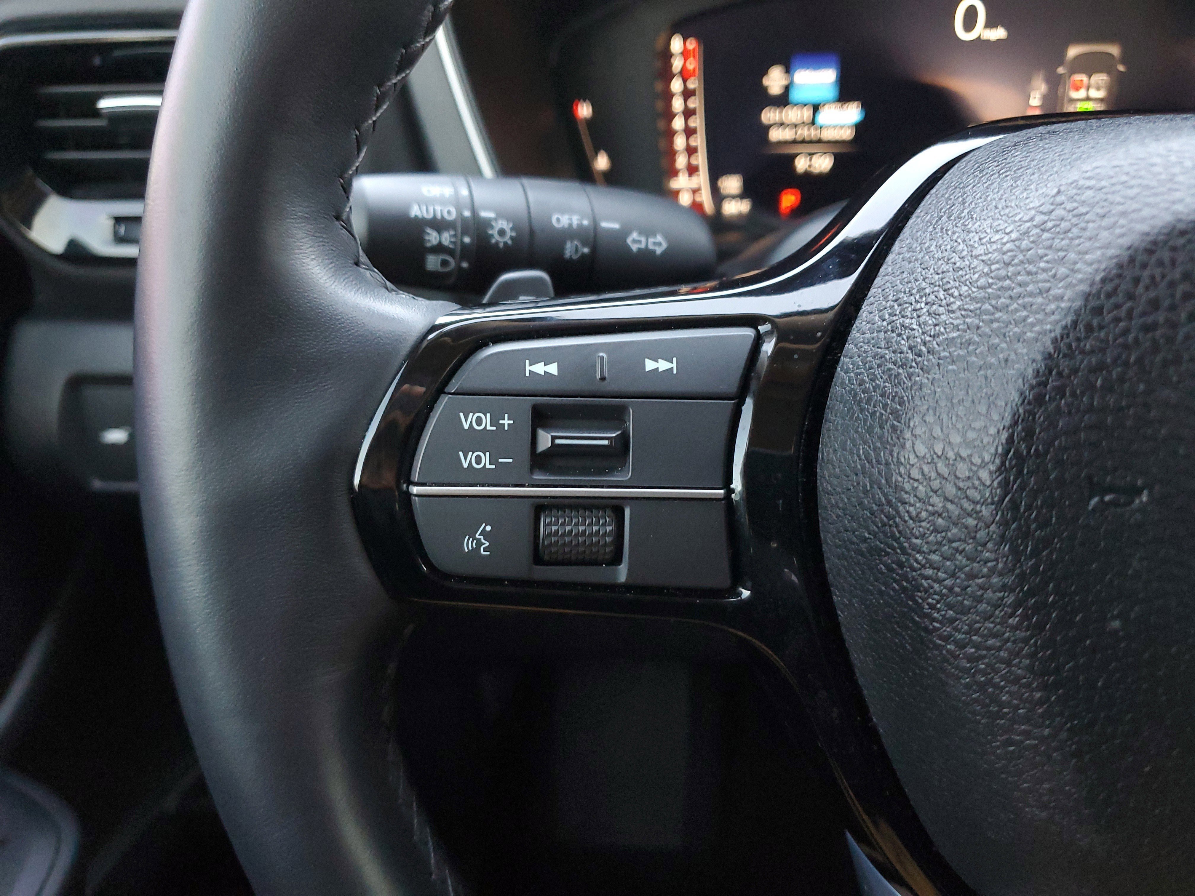 Used 2023 Honda Pilot Elite image 22