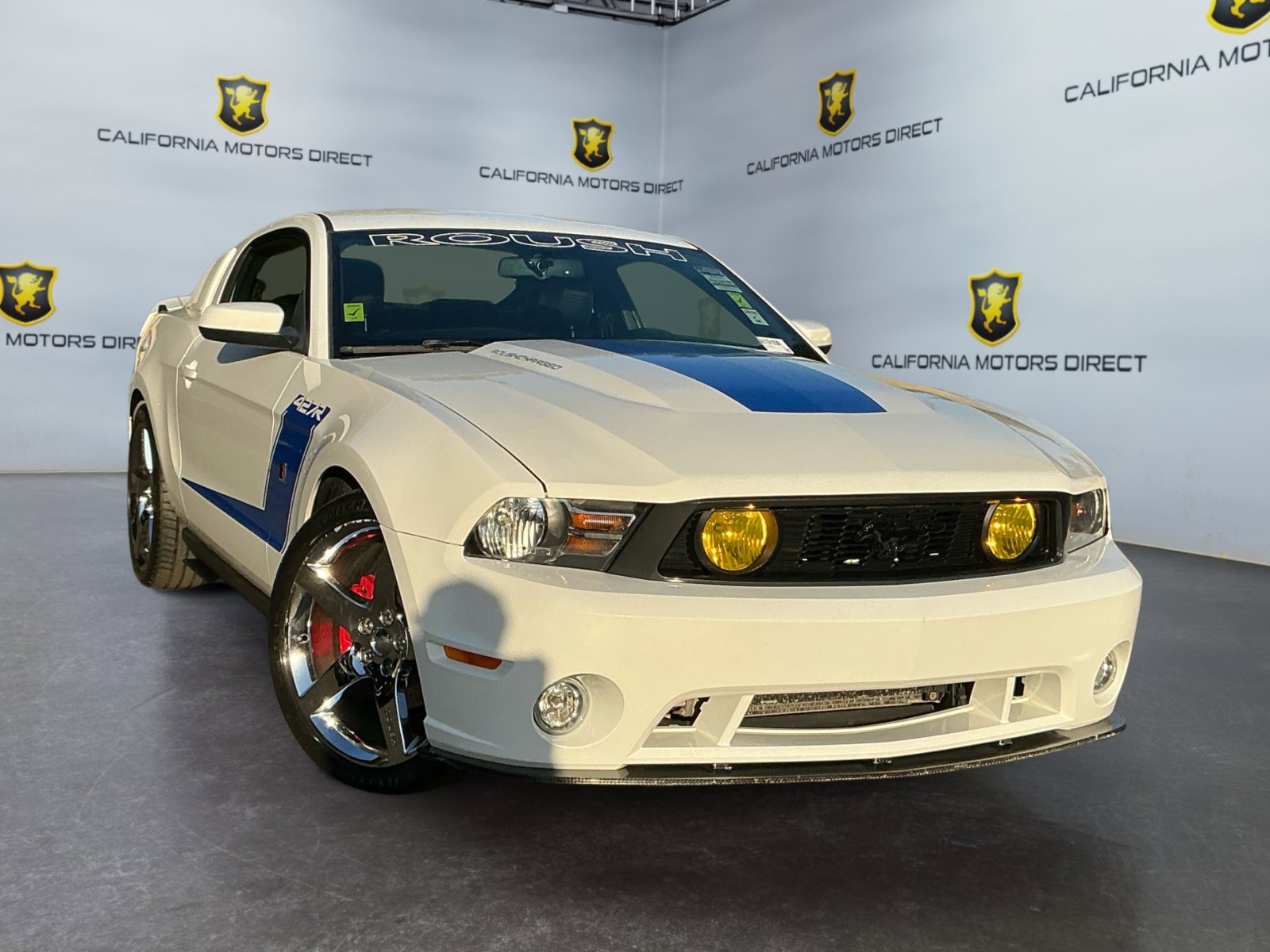Used 2010 Ford Mustang GT image 3