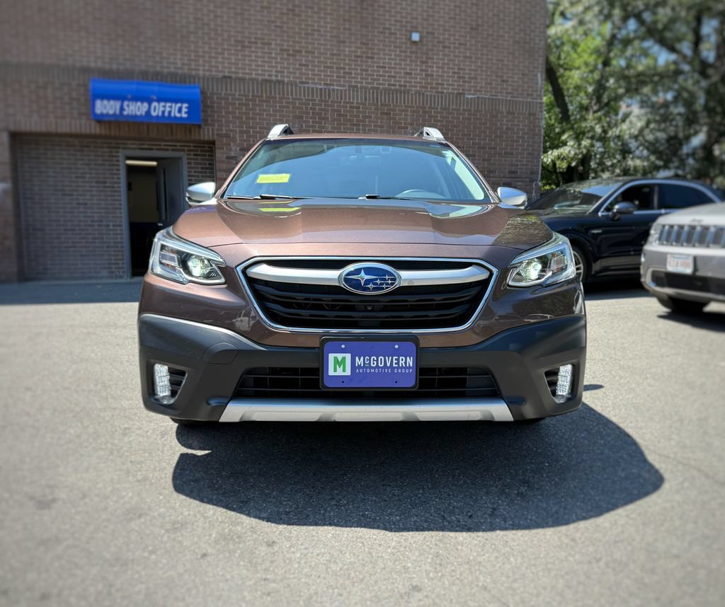 Used 2020 Subaru Outback Touring AWD/4WD image 2