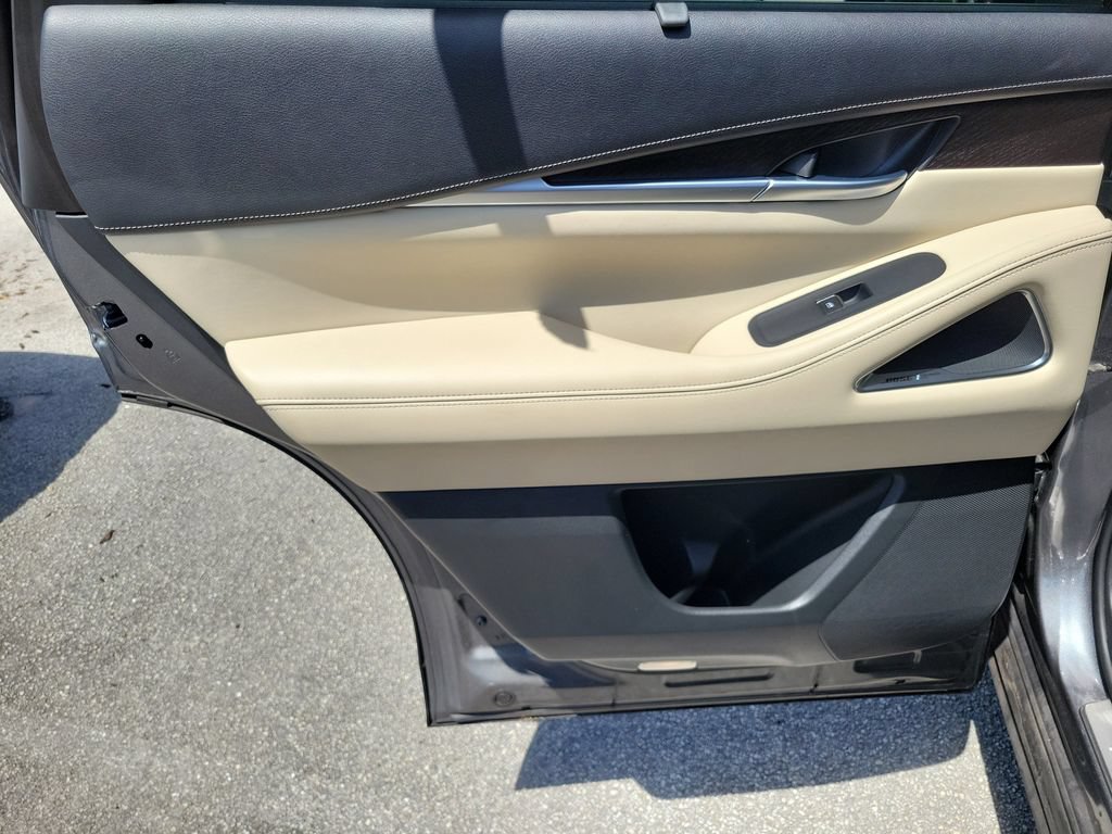Used 2022 INFINITI QX60 Sensory w/ Vision Package FWD image 18