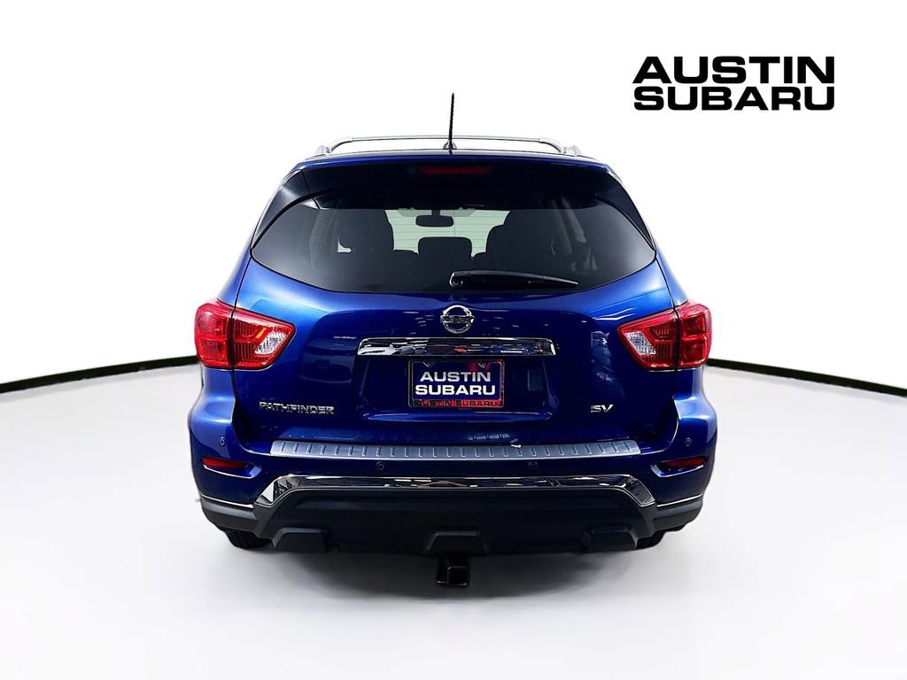 Used 2018 Nissan Pathfinder SV image 6