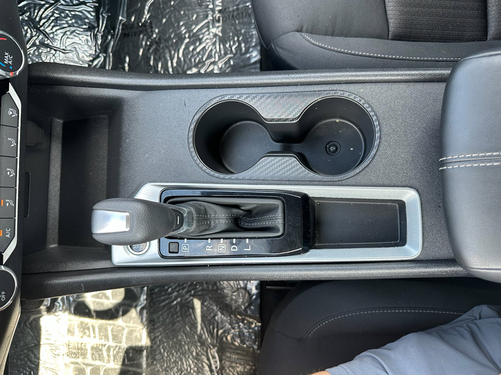 Used 2025 Nissan Altima 2.5 SV image 15