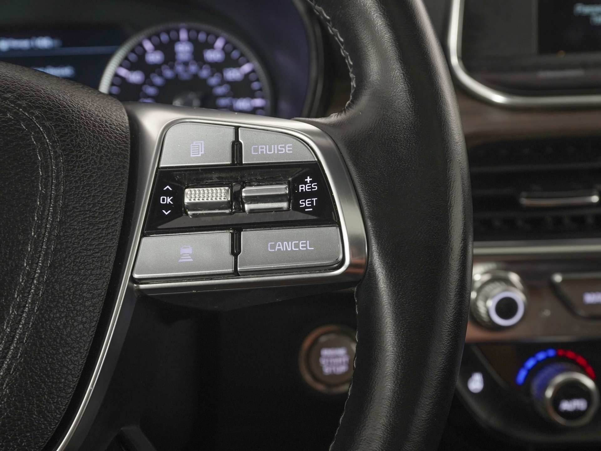 Used 2022 Kia Telluride SX w/ SX Prestige Package image 23