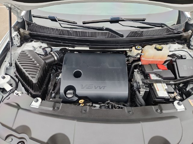 Used 2020 Chevrolet Traverse LS FWD image 17