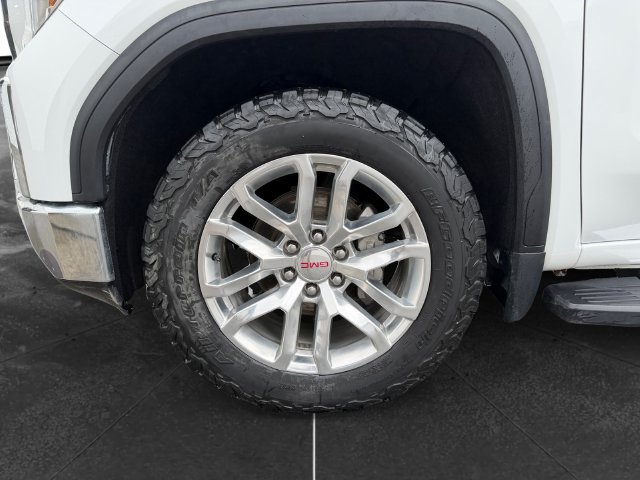 Used 2021 GMC Sierra 1500 SLT w/ SLT Premium Plus Package AWD/4WD image 9