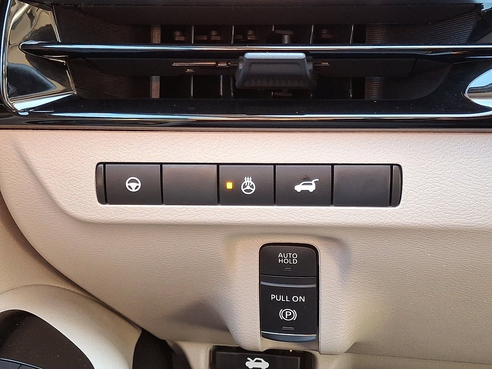 Certified 2025 Nissan Murano SL w/ Cargo Package image 28