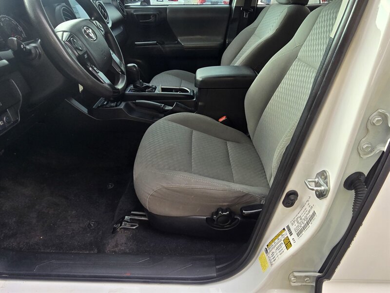 Used 2021 Toyota Tacoma SR AWD/4WD image 11