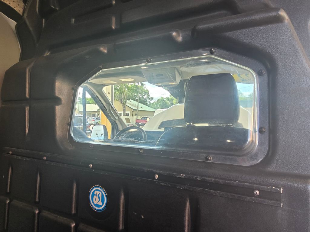 Used 2022 Ford E-Transit Medium Roof RWD image 14