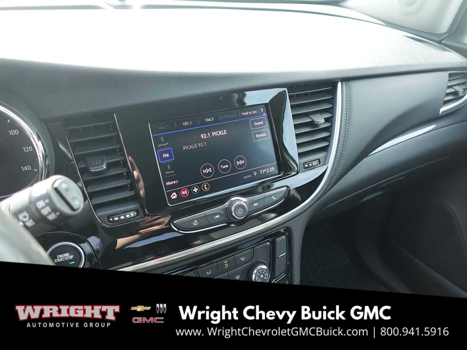 Used 2022 Buick Encore Preferred w/ Safety Package image 17