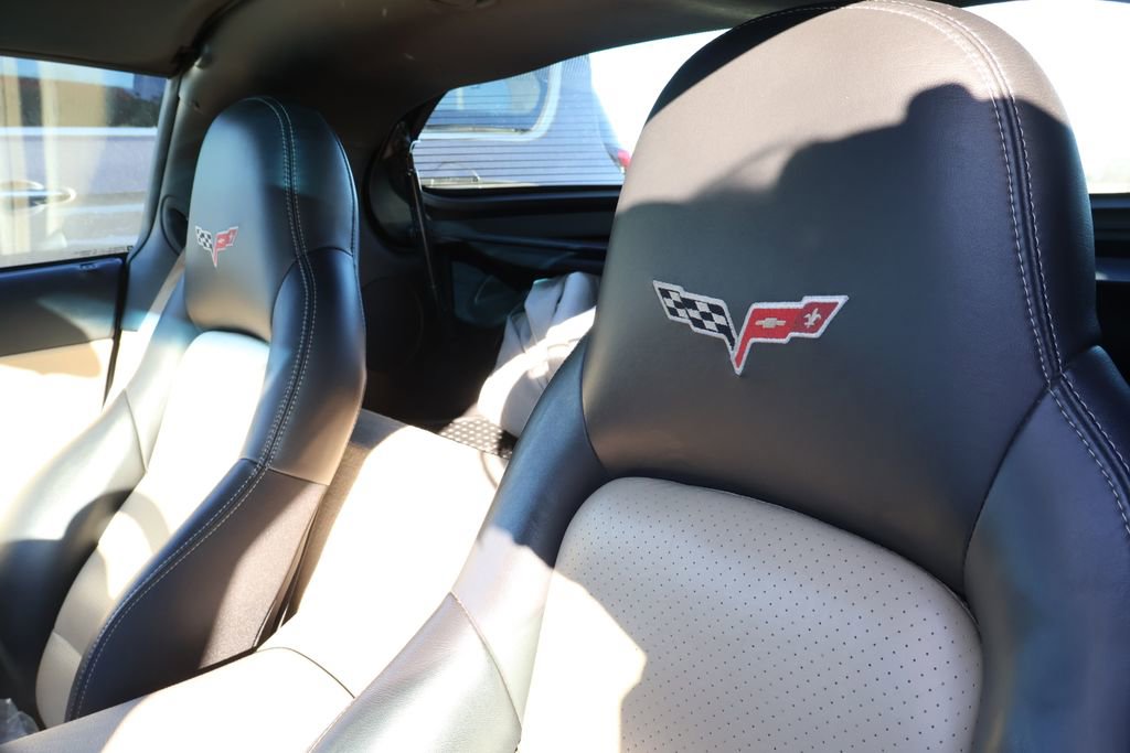 Used 2007 Chevrolet Corvette Coupe w/ Preferred Equipment Group image 13
