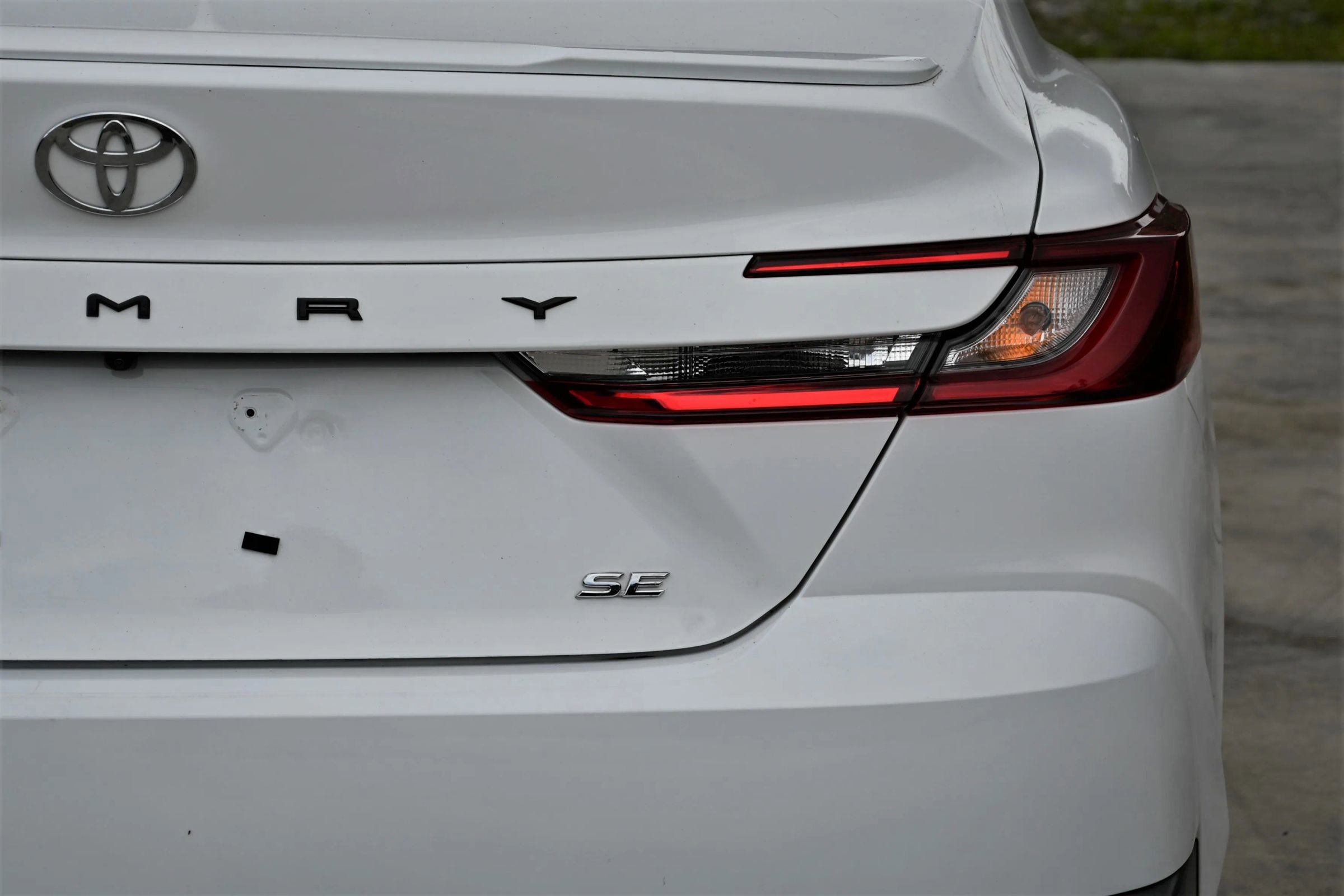 Used 2025 Toyota Camry SE image 8