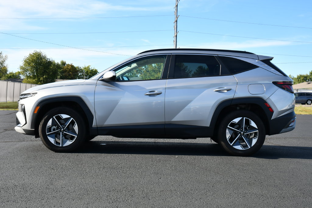 Used 2025 Hyundai Tucson SEL AWD/4WD image 4