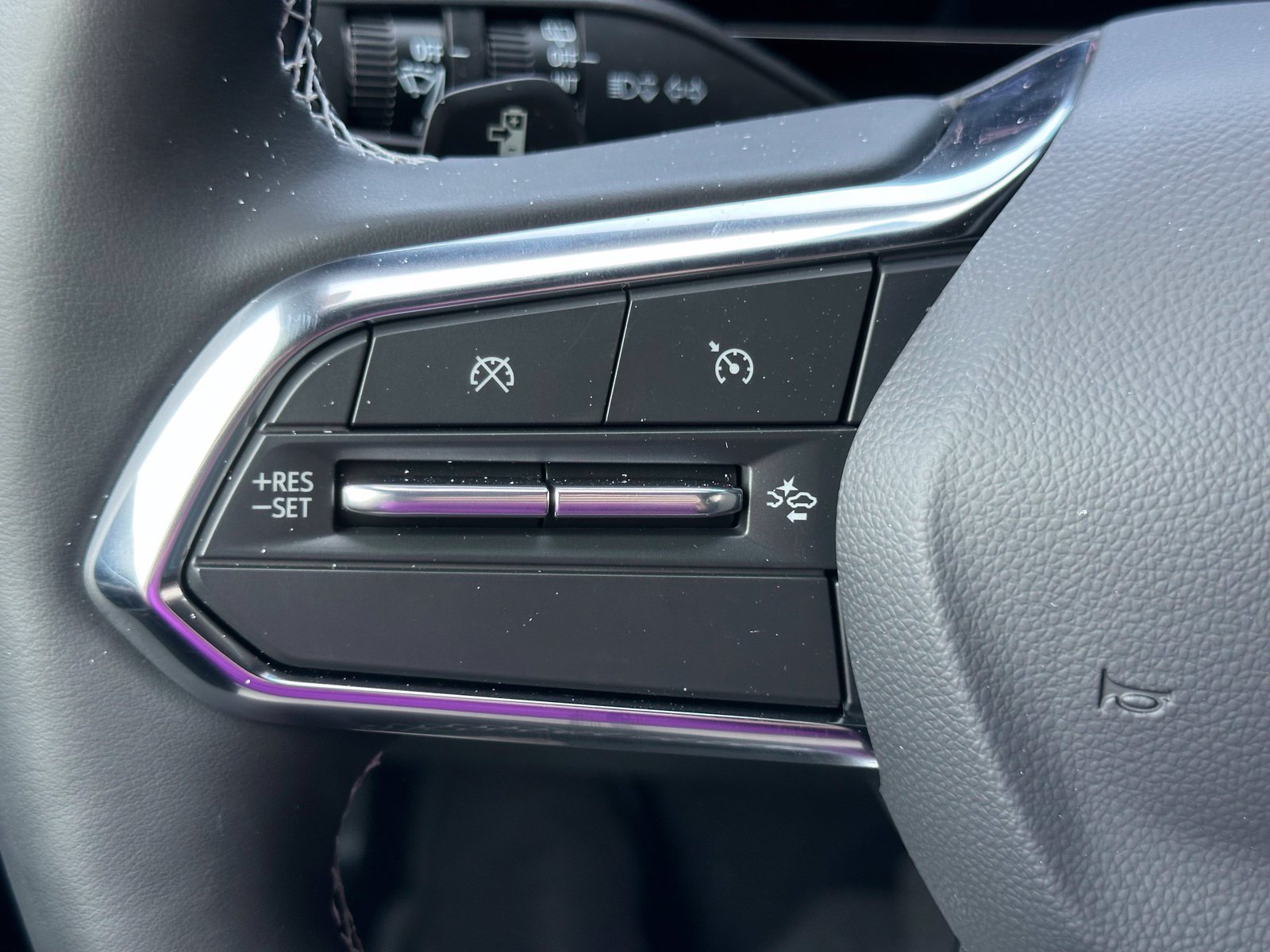 New 2026 Chevrolet Equinox EV LT FWD image 25