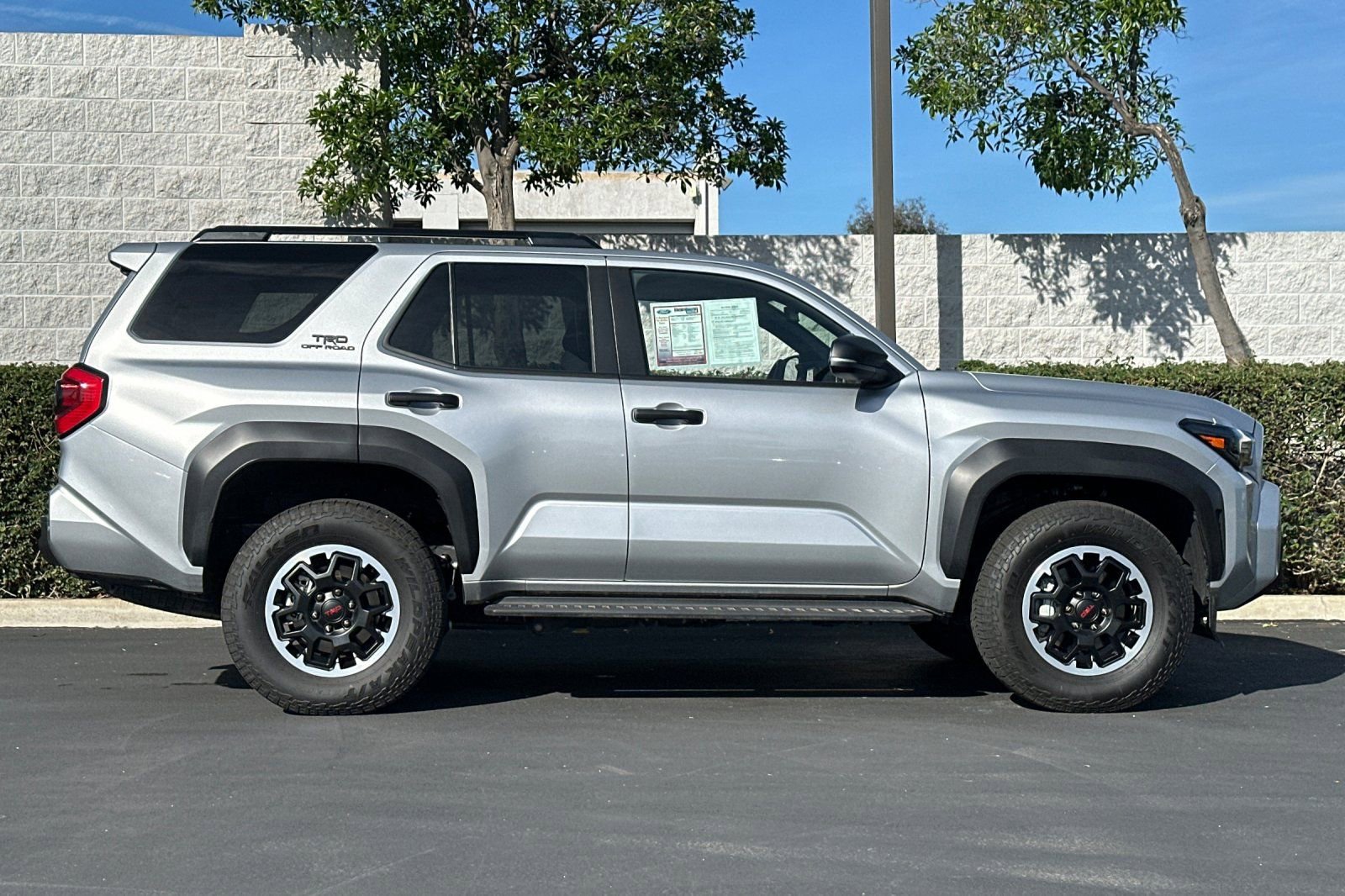 Used 2025 Toyota 4Runner TRD Off-Road image 3