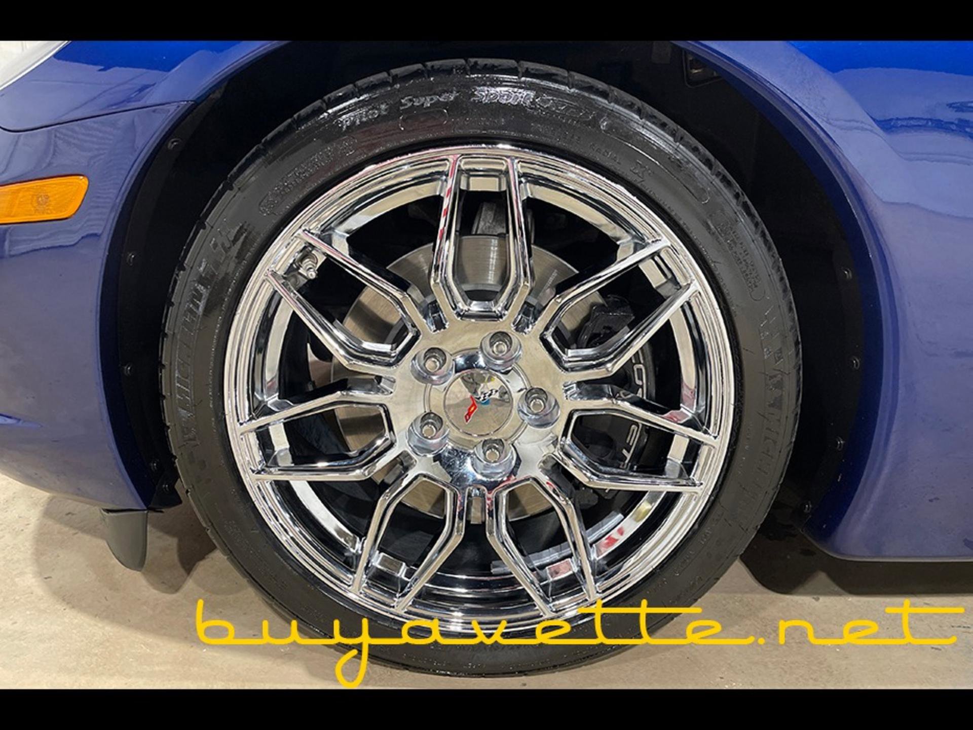 Used 2007 Chevrolet Corvette Convertible w/ Preferred Equipment Group image 12