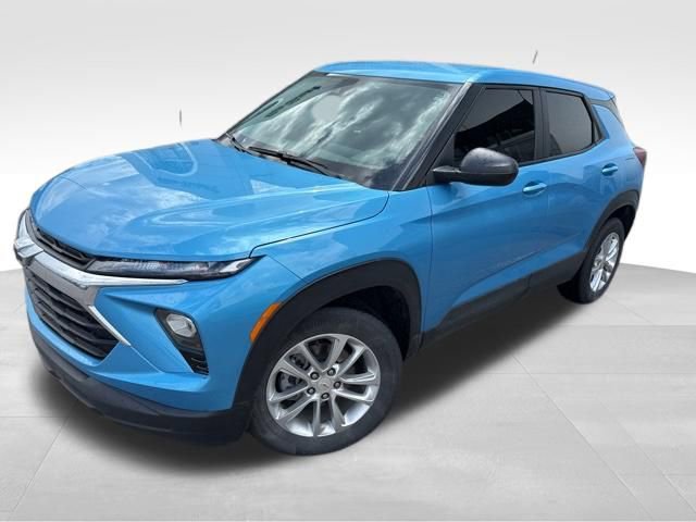 Used 2025 Chevrolet TrailBlazer LS w/ LS Convenience Package FWD video 2