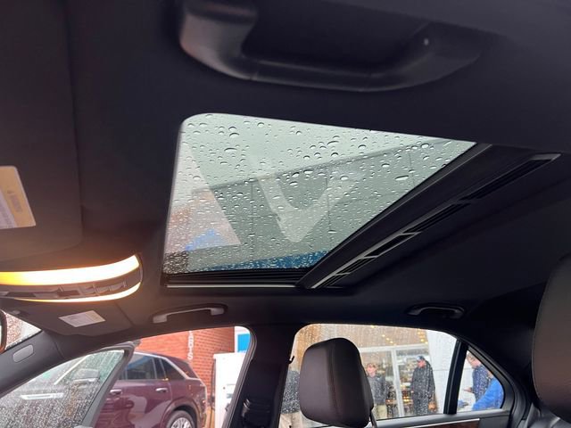 Used 2012 Mercedes-Benz E 350 4MATIC Sedan image 24