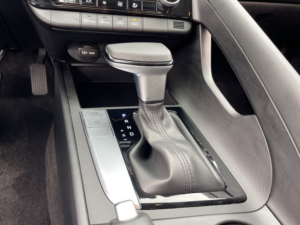 Certified 2024 Hyundai Elantra SEL image 14