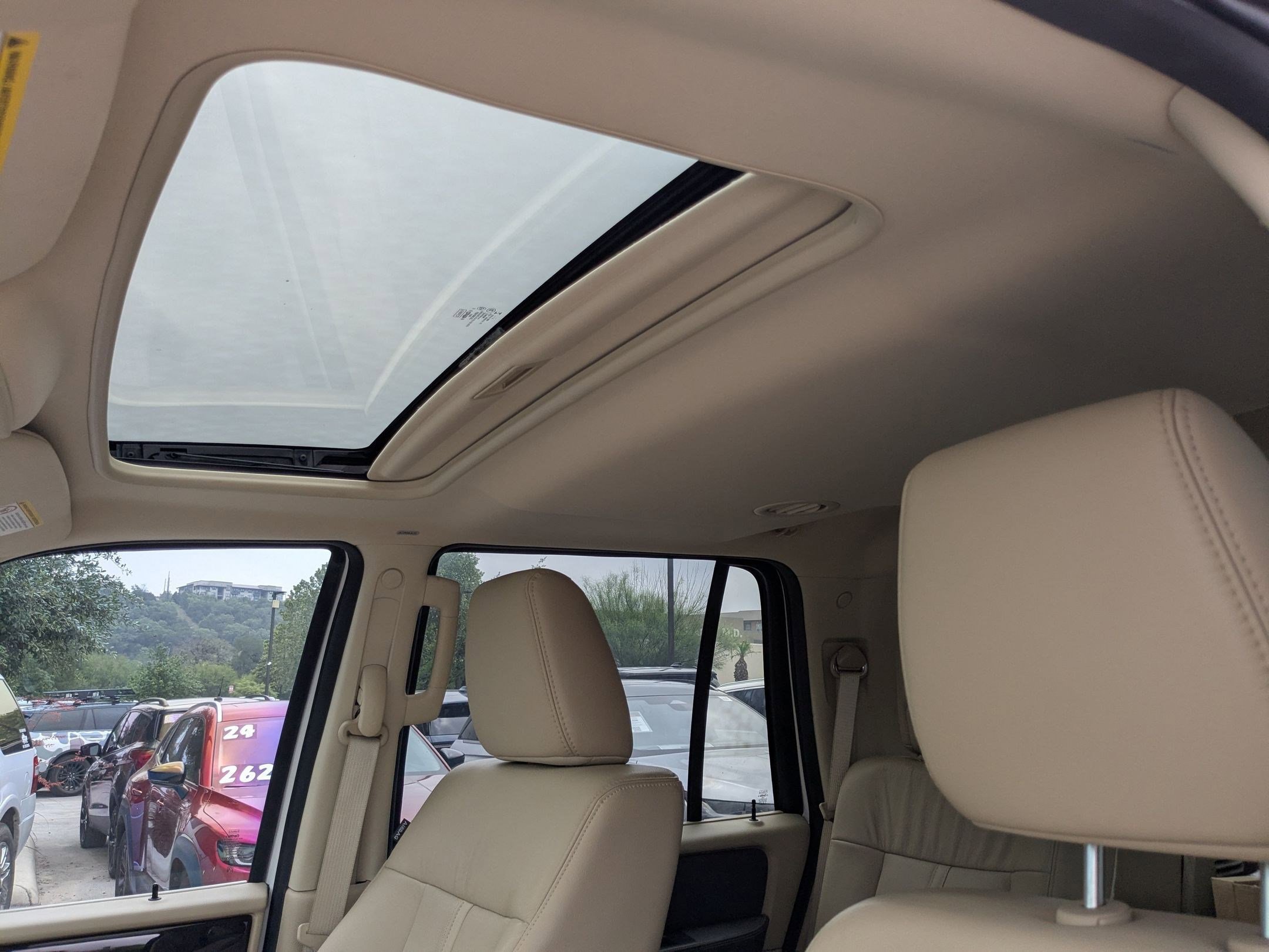 Used 2017 Lincoln Navigator Reserve RWD image 13