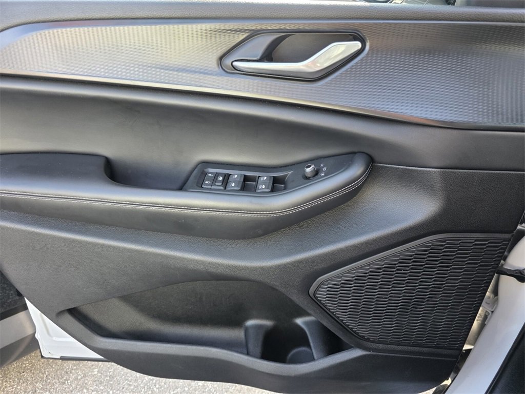 Used 2024 Jeep Grand Cherokee L Laredo image 28