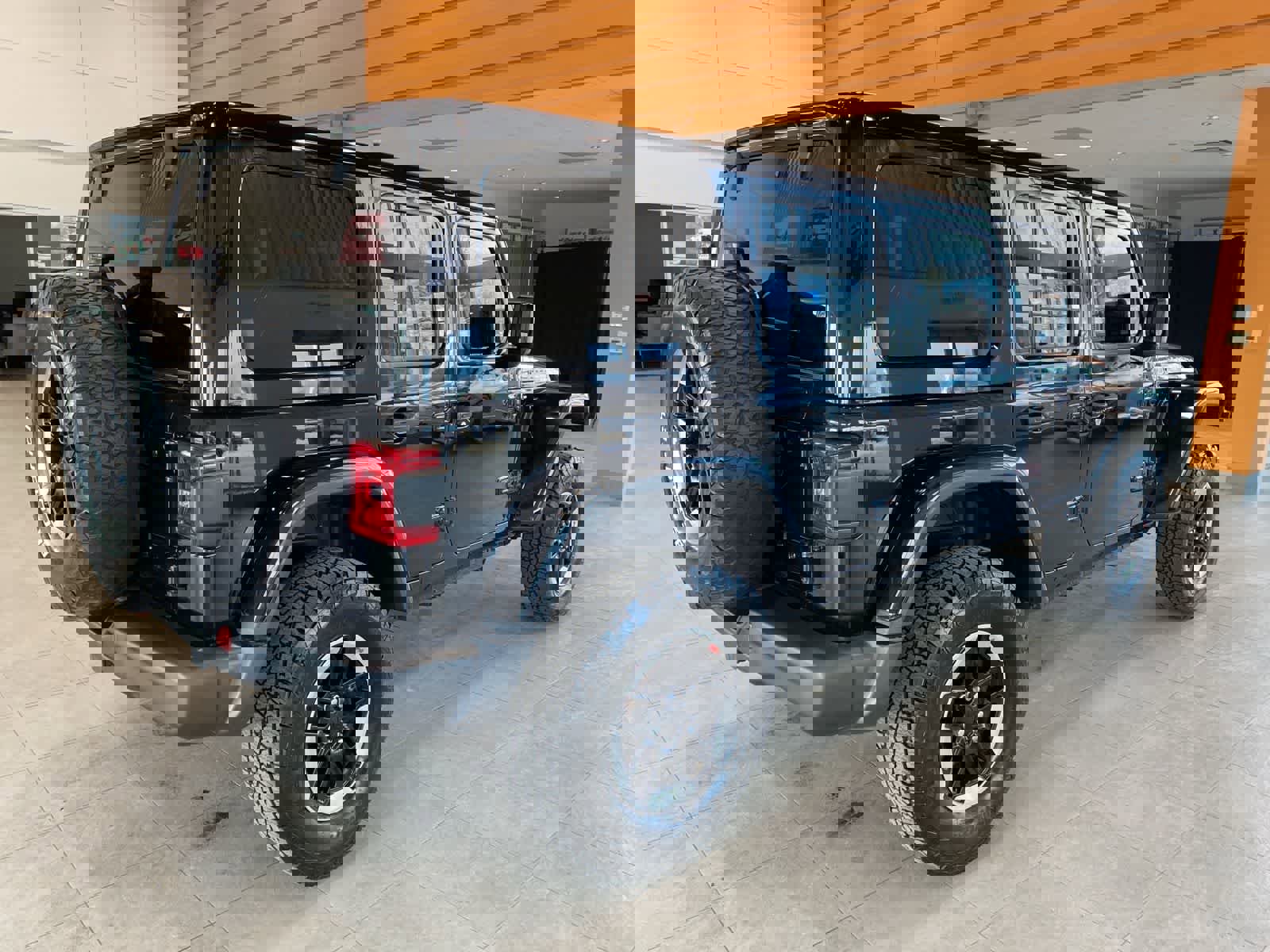 Used 2020 Jeep Wrangler Unlimited Rubicon w/ Dual Top Group image 5