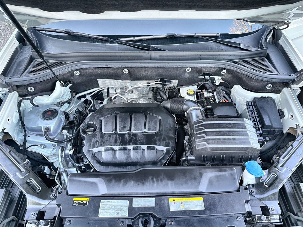 Used 2024 Volkswagen Atlas SE w/ Black Wheel Package image 18