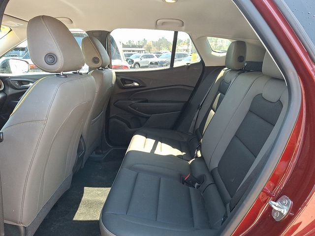 Used 2024 Chevrolet Trax ACTIV w/ Driver Confidence Package FWD image 22