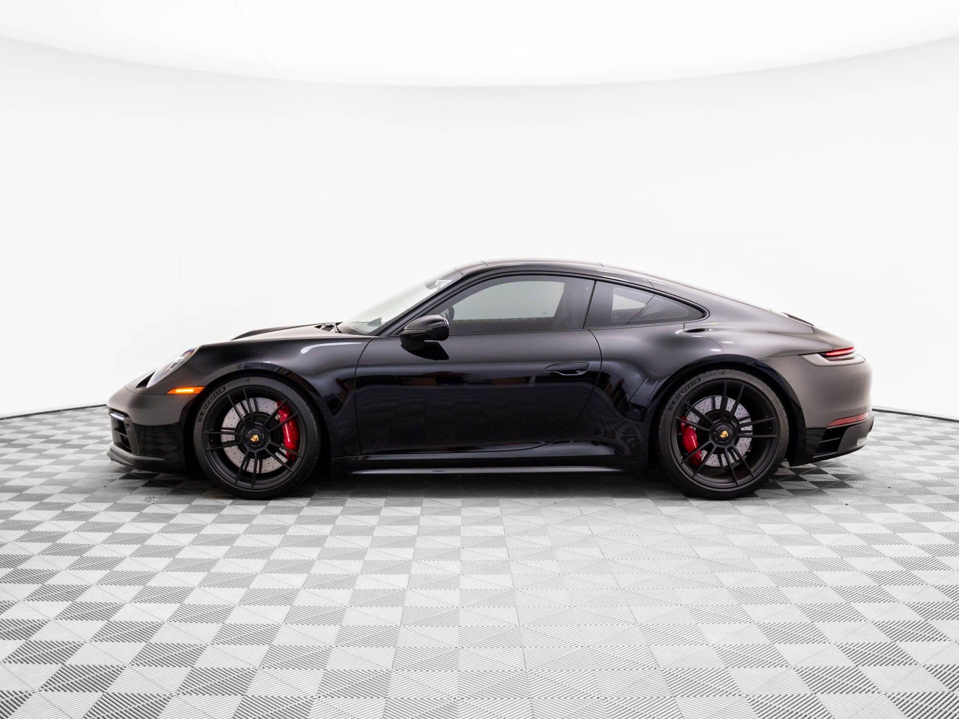 Used 2023 Porsche 911 Carrera GTS video 2
