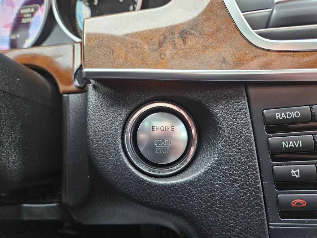 Used 2013 Lexus ES 350 w/ Luxury Pkg image 25