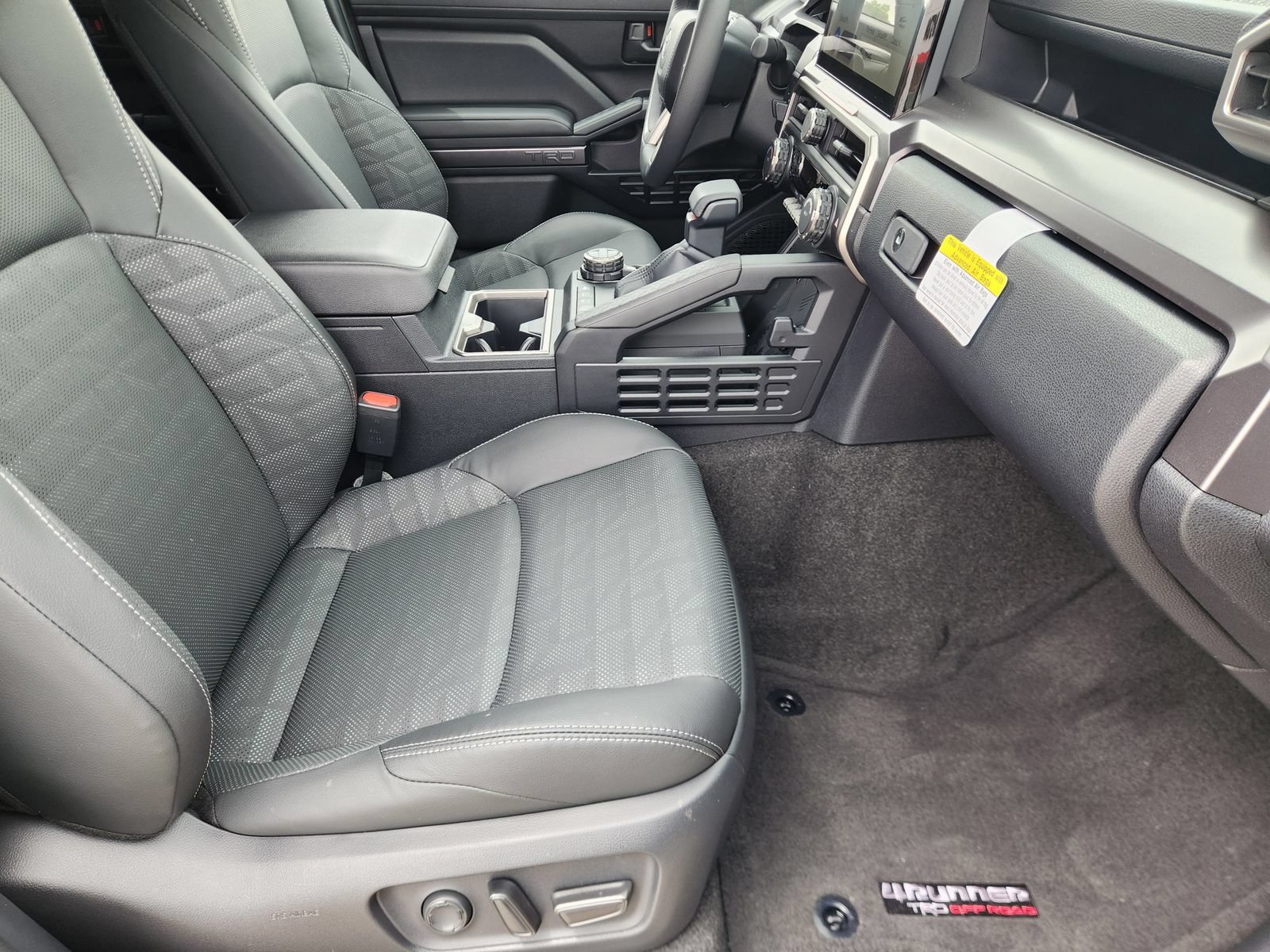 New 2026 Toyota 4Runner TRD Off-Road Premium w/ Tow Technology Package AWD/4WD image 15