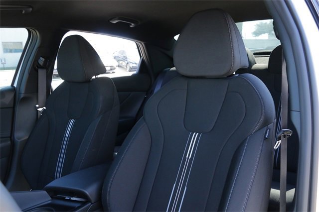 Certified 2026 Hyundai Elantra Sport image 10