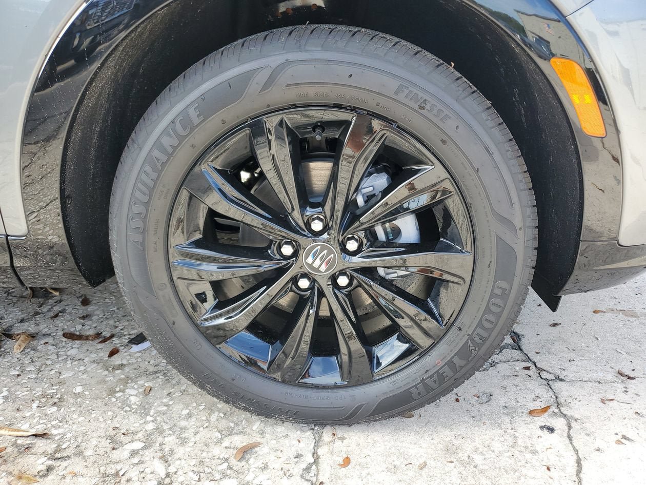 New 2026 Buick Envista Sport Touring w/ Convenience II Package FWD image 6