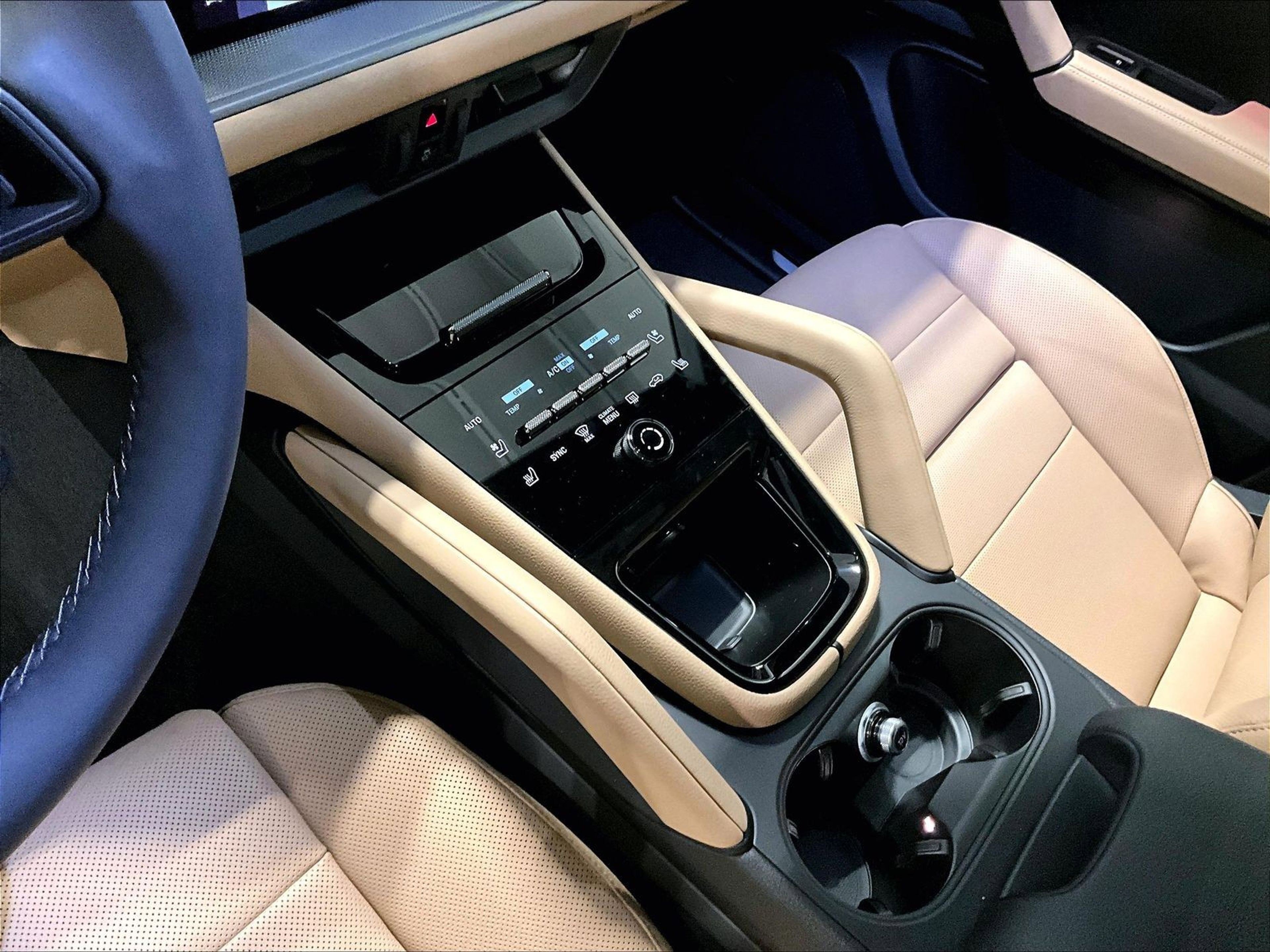 New 2026 Porsche Macan S image 11