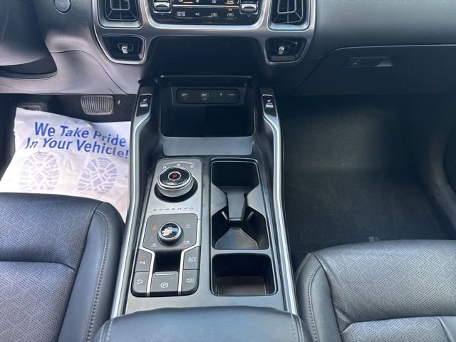 Certified 2023 Kia Sorento EX AWD/4WD image 13