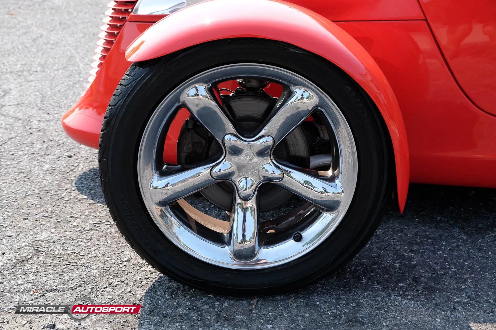 Used 1999 Plymouth Prowler RWD image 14