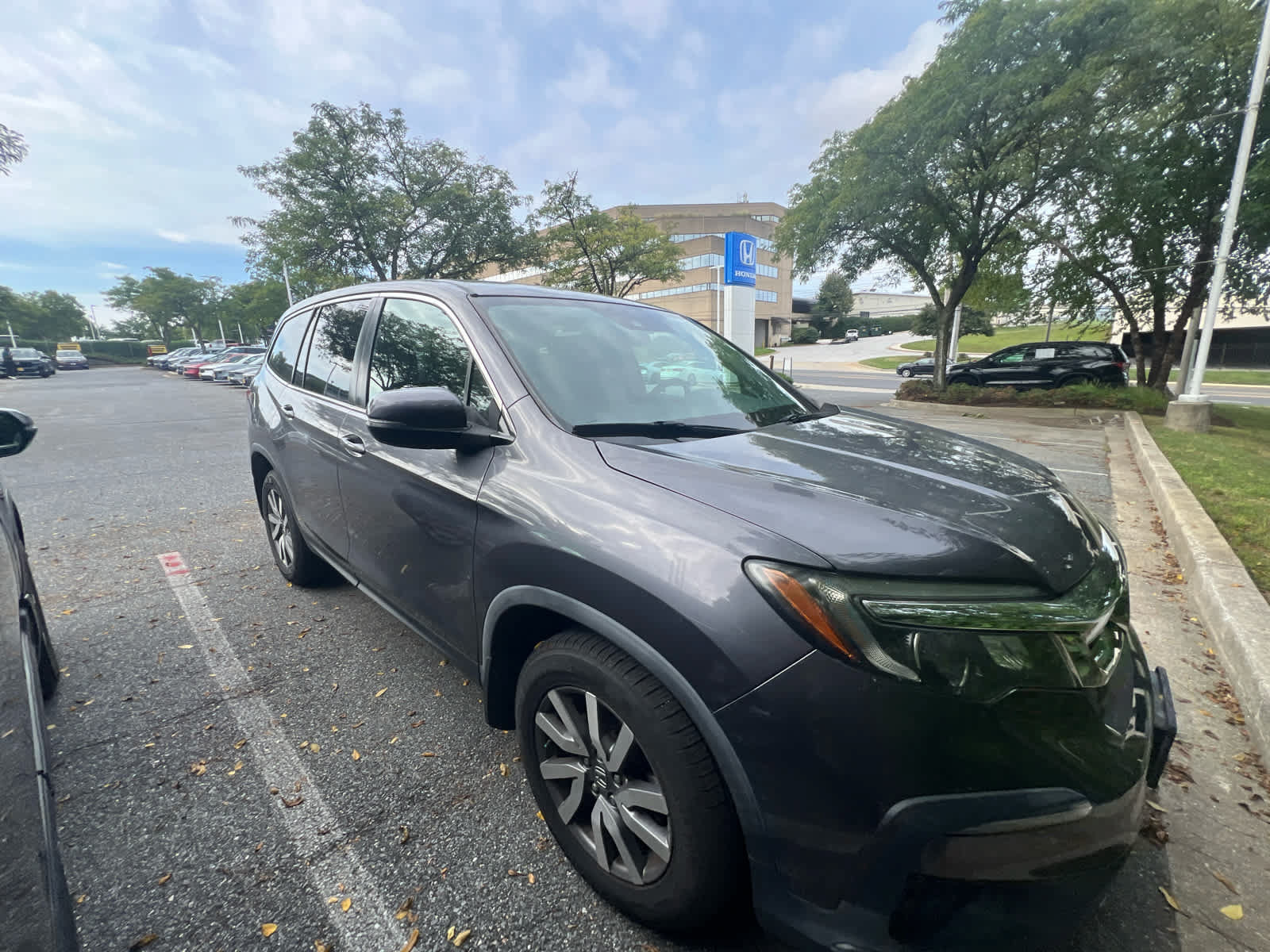 Used 2019 Honda Pilot EX image 5